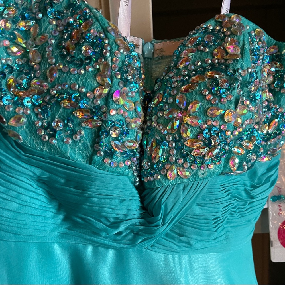 Pageant/Prom dress - Picture 4 of 6